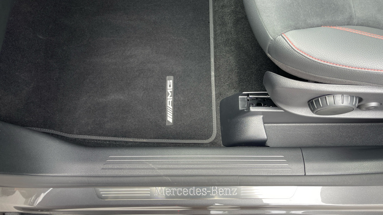 Mercedes-Benz GLA 250e AMG Line Executive 5dr Auto Hatchback